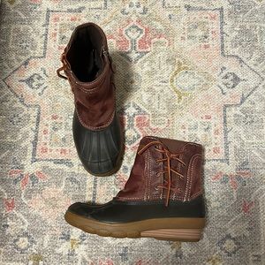 Sperry water resistant booties